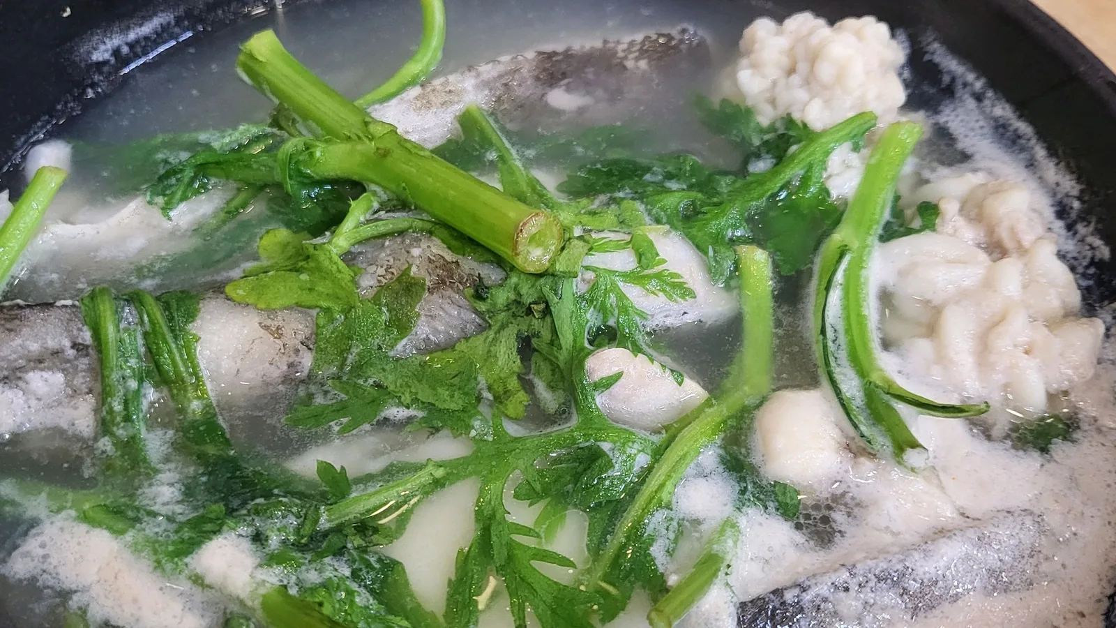 매운 볼테기찜에 맑은 국물 한 그릇, 범계역 푸른바다볼테기