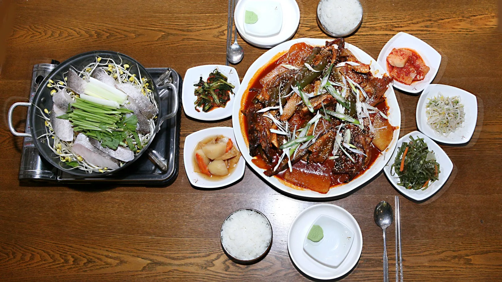 코다리조림 1인 상과 끓이기 전 맑은탕 냄비
